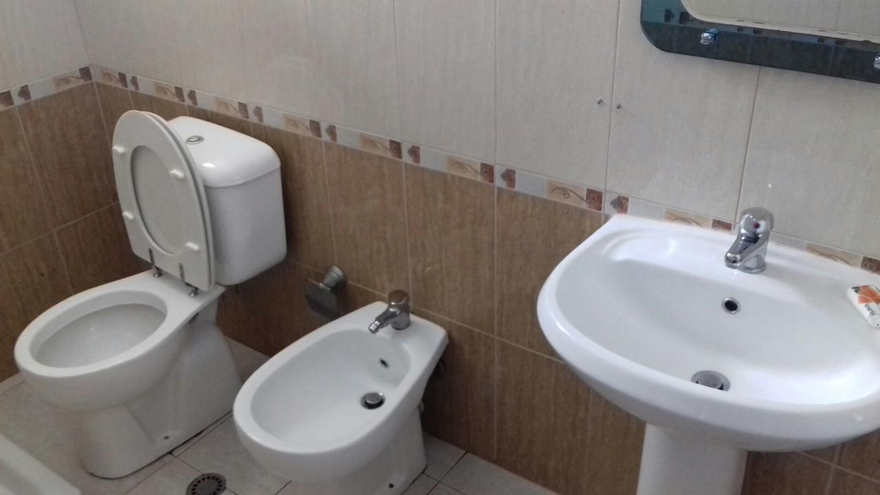 Vila Kristal Vlora Εξωτερικό φωτογραφία