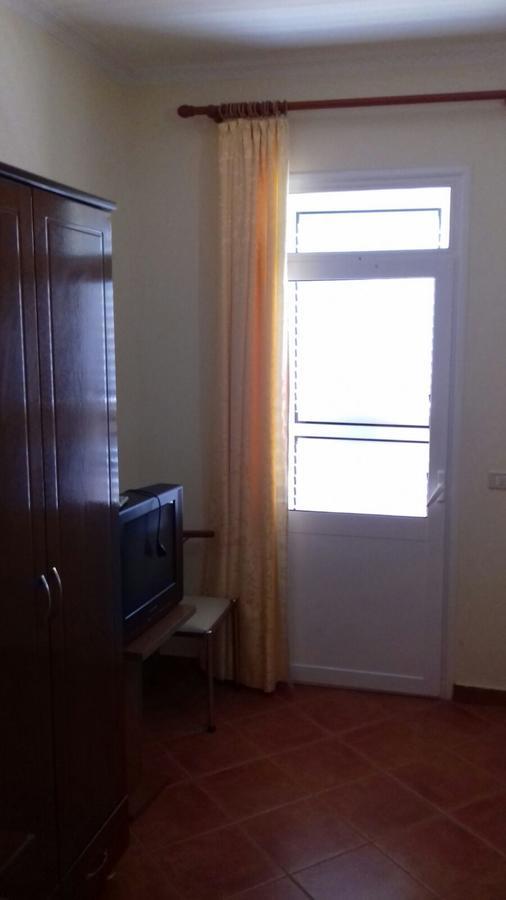 Vila Kristal Vlora Εξωτερικό φωτογραφία